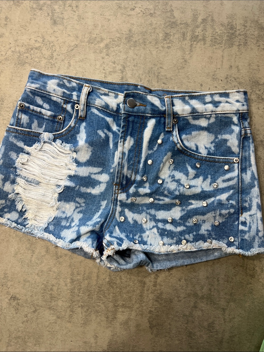 Forever 21 Bleach-Effect Studded Denim Shorts - Blue & White